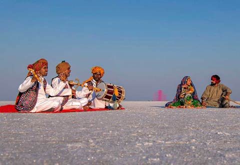 A Cultural Journey through Rajasthan & Gujarat: Desert to Sea